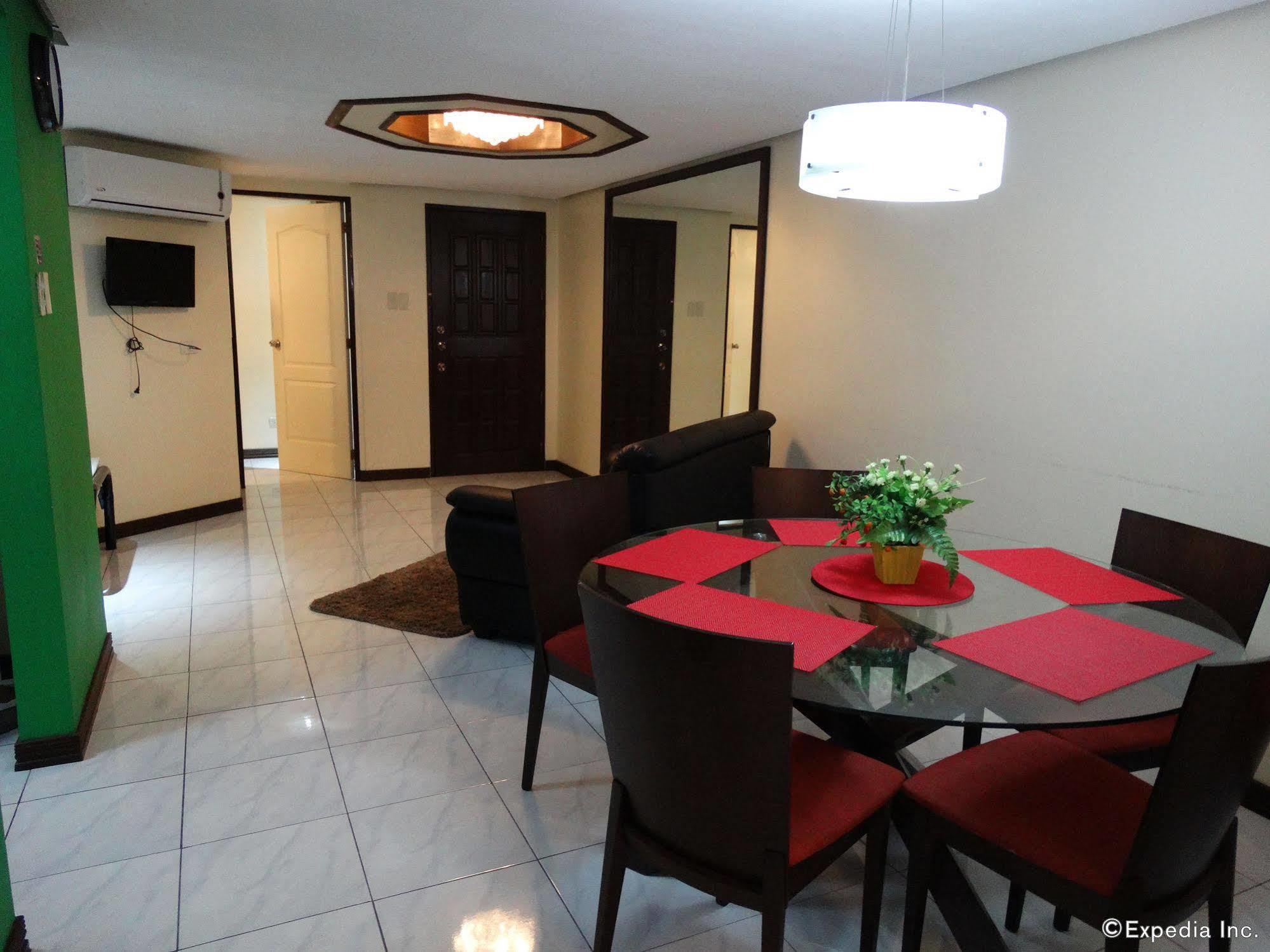 Manila Bay Serviced Apartments Exterior photo