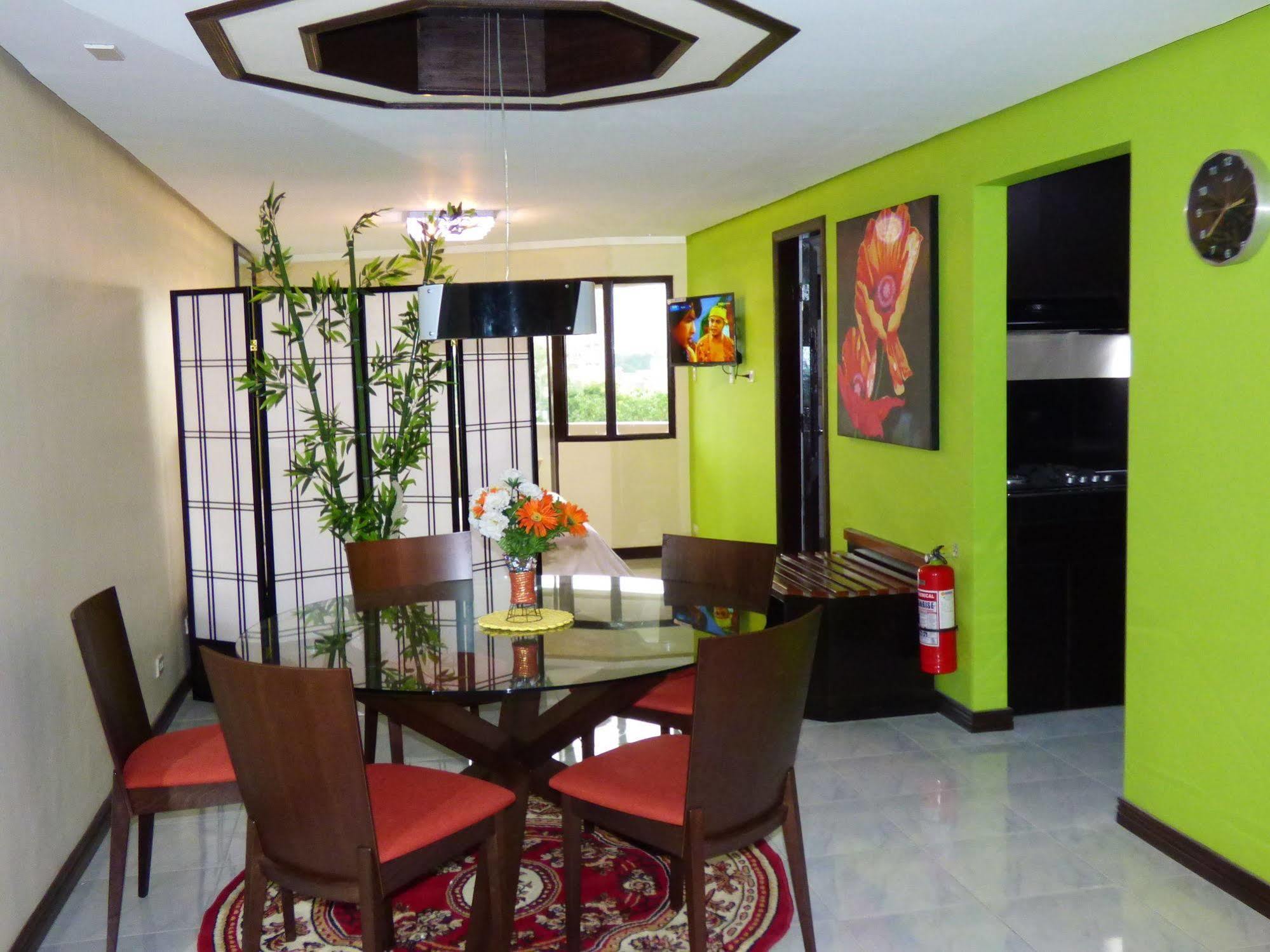 Manila Bay Serviced Apartments Exterior photo